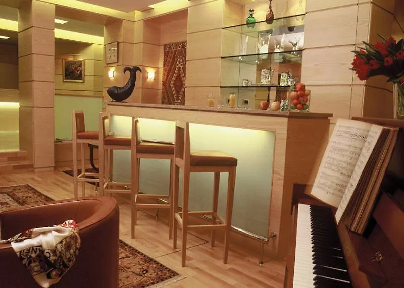 Grand Du Havre Hotell 3*
